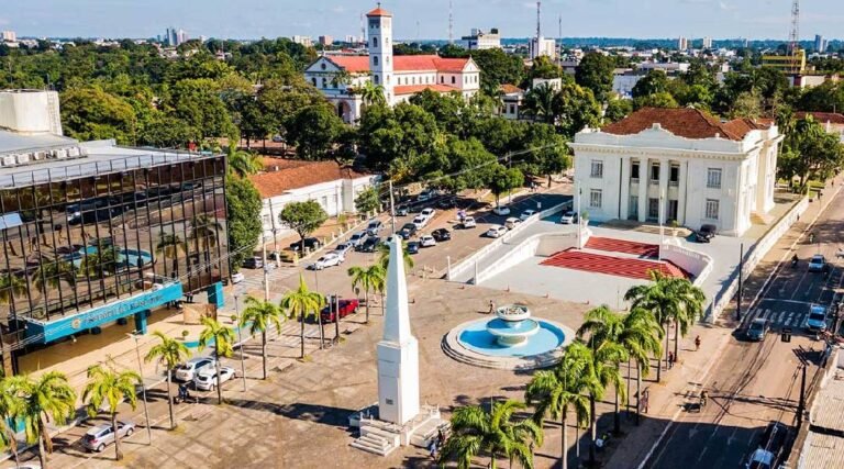 Petecão parabeniza Rio Branco por seus 141 anos