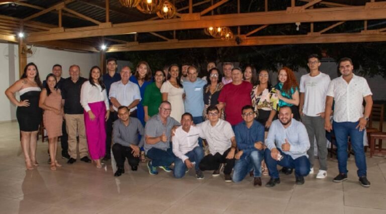 Durante confraternização com a imprensa, prefeito Zequinha Lima lança primeiro prêmio de jornalismo