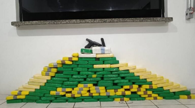 Mais de 100 kg de drogas são apreendidos durante operação para desmantelar rede de narcotráfico no Juruá
