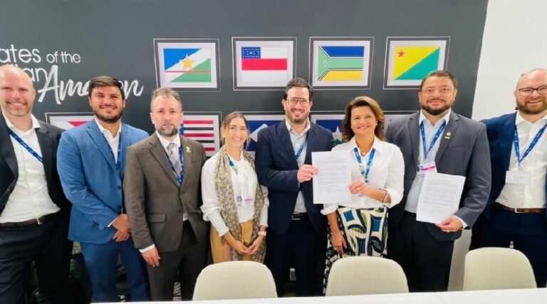 Acre assina acordo histórico para preservação das florestas e redução dos impacto climáticos