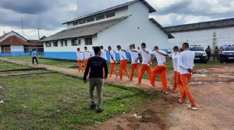 Mais de 400 privados de liberdade participam do Enem PPL no Acre