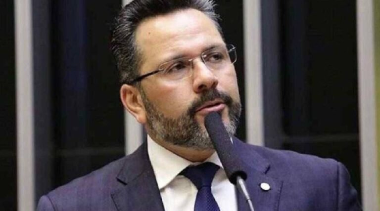 Convênio firmado com emendas de Alan Rick salva vidas de bebês acreanos