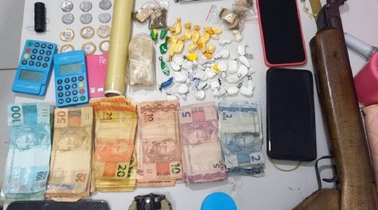 Três pessoas são presas por tráfico de drogas em Acrelândia