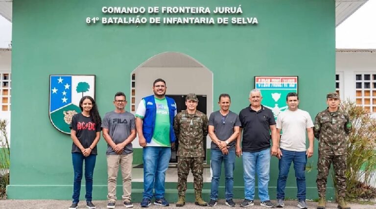 Prefeitura de Cruzeiro do Sul e 61°BIS vão executar projetos esportivos no município