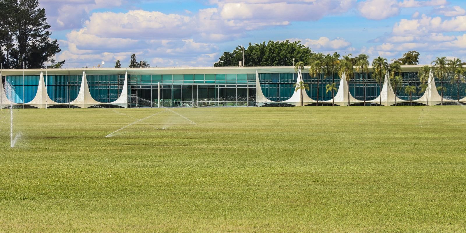 pf-investiga-tentativa-de-invasao-do-palacio-da-alvorada pf-investiga-tentativa-de-invasao-do-palacio-da-alvorada