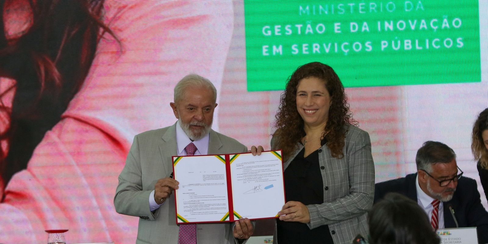 governo-vai-destinar-imoveis-da-uniao-sem-uso-para-habitacao-popular governo-vai-destinar-imoveis-da-uniao-sem-uso-para-habitacao-popular