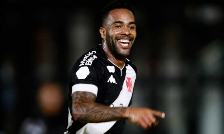 alex-teixeira-recusou-proposta-do-flamengo-antes-de-voltar-ao-vasco