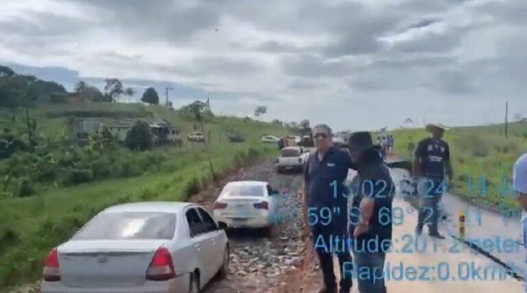 Após erosão interditar parte da pista, tráfego de veículos é liberado em trecho da BR-364