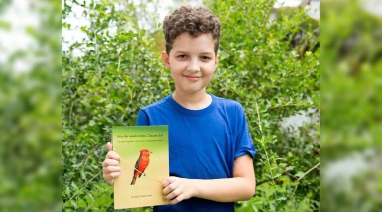 Superdotado, acreano de 11 anos lança livro sobre aves da Amazônia Urbana fotografadas por ele