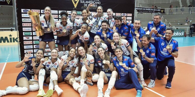 minas-bate-praia-clube-e-leva-sul-americano-de-volei-pela-5a-vez