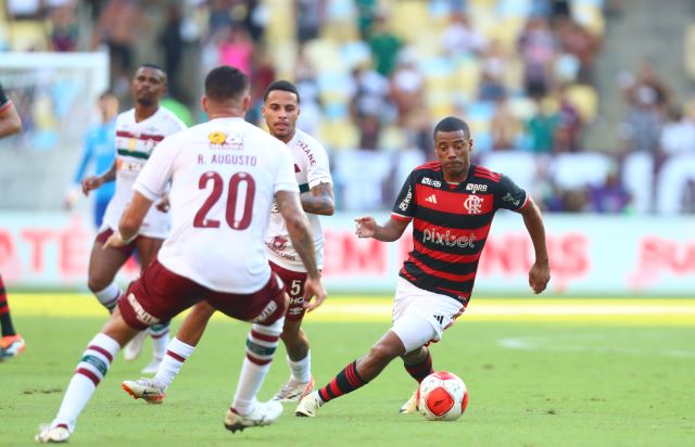 de-la-cruz-lidera-ranking-de-passes-decisivos-no-flamengo;-veja-numeros