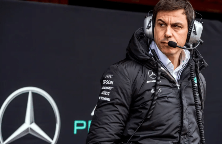 mercedes-bate-o-martelo-sobre-contratacao-para-substituir-hamilton