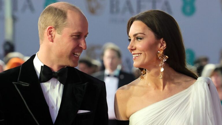 kate-precisa-estar-aqui,-diz-principe-william-durante-viagem-|-cnn-brasil