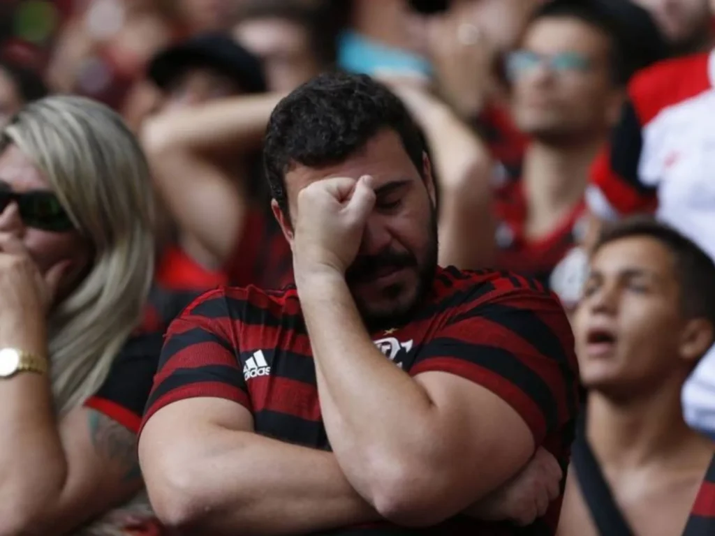 corinthians-surpreende-e-contrata-jogador-do-flamengo