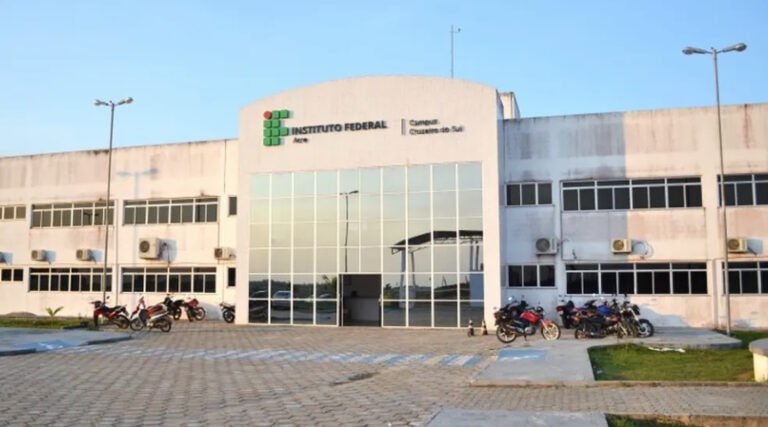 Ifac divulga lista de estudantes beneficiados com Auxílio Emergencial em Cruzeiro do Sul e outras cidades afetadas pelas enchentes