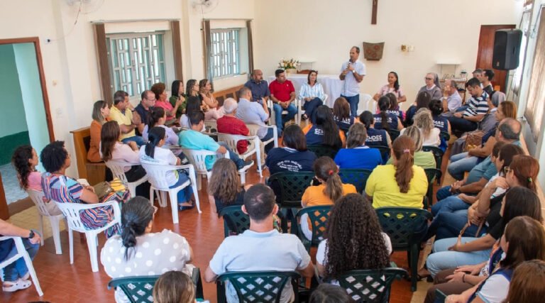 Prefeitura de Cruzeiro do Sul renova convênios com instituições sociais locais