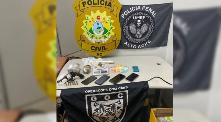 Cão farejador da polícia encontra 1 kg de drogas enterrado debaixo de casa