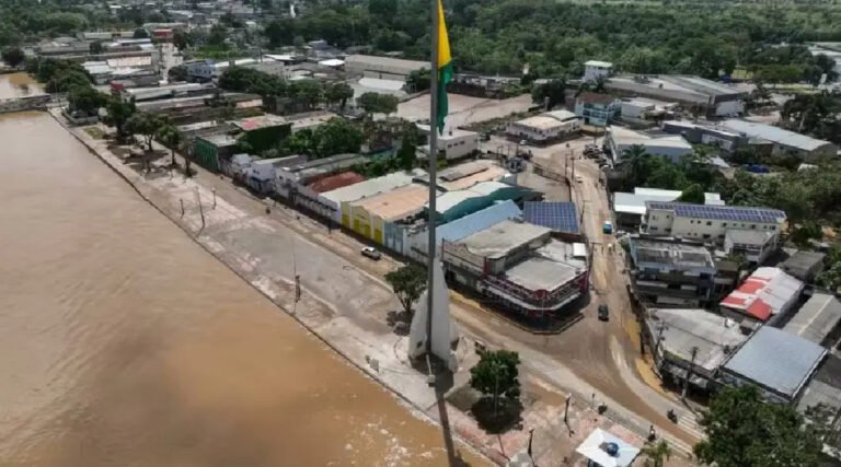Rio Acre fica abaixo dos 17 metros pela 1ª vez após oito dias de cheia histórica na capital