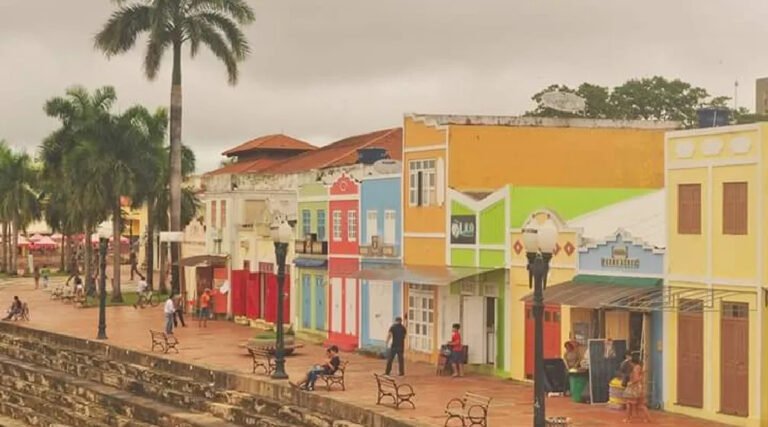 Jovem é encontrado morto com marcas de tiros em área de mata no bairro Belo Jardim II, em Rio Branco