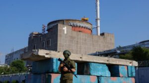 sobreviventes-de-chernobyl-alertam-sobre-riscos-“horriveis”-na-maior-usina-da-europa-|-cnn-brasil