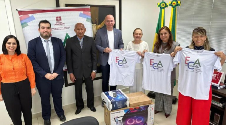Gerlen Diniz entrega equipamentos para TJ do Acre e anuncia emenda de R$ 450 mil