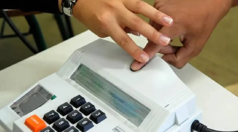 Termina hoje prazo para regularizar título de eleitor pela internet