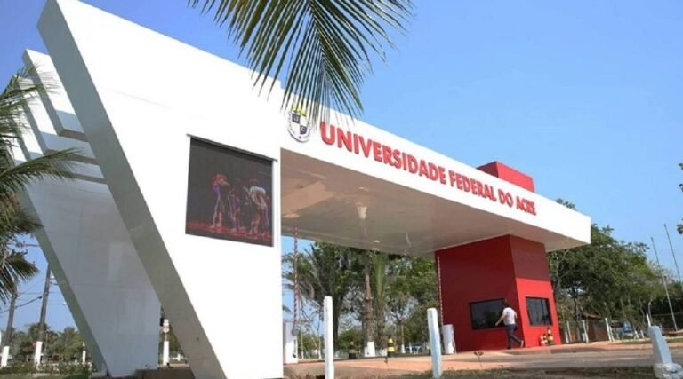Alunos da Ufac organizam manifestação a favor do bônus regional na universidade