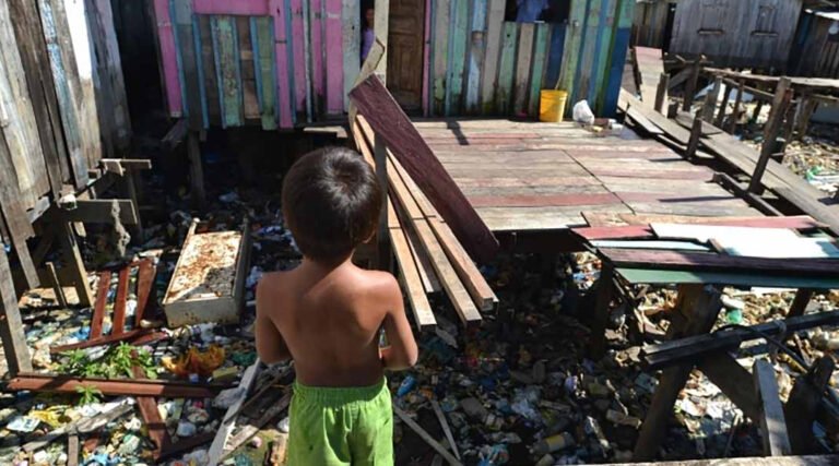 Acre foi o único estado do país a não conseguir reduzir índices de pobreza, diz levantamento