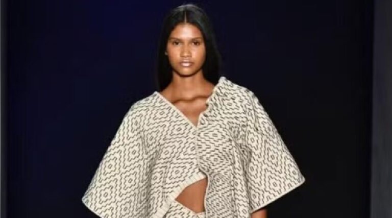 Do Acre para o mundo: jovem que trabalhava vendendo milhos desponta como modelo