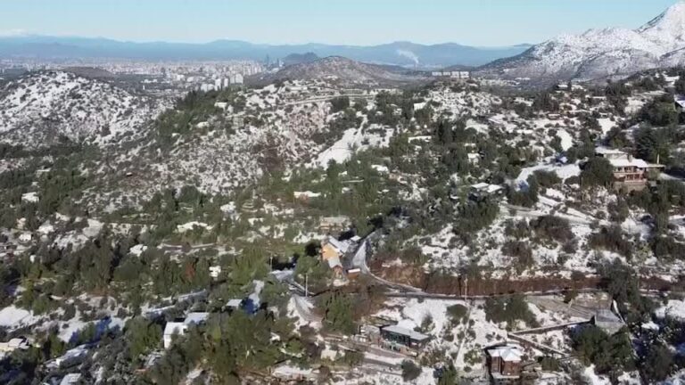 chile-enfrenta-maior-onda-de-frio-do-outono-em-mais-de-70-anos-|-cnn-brasil