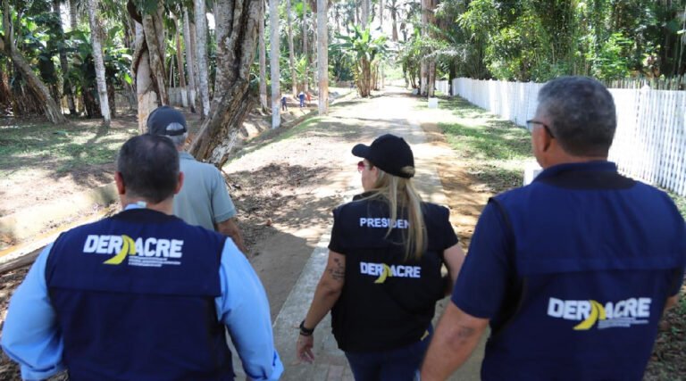 Governo e prefeitura promovem vistoria nas obras do parque público de Mâncio Lima