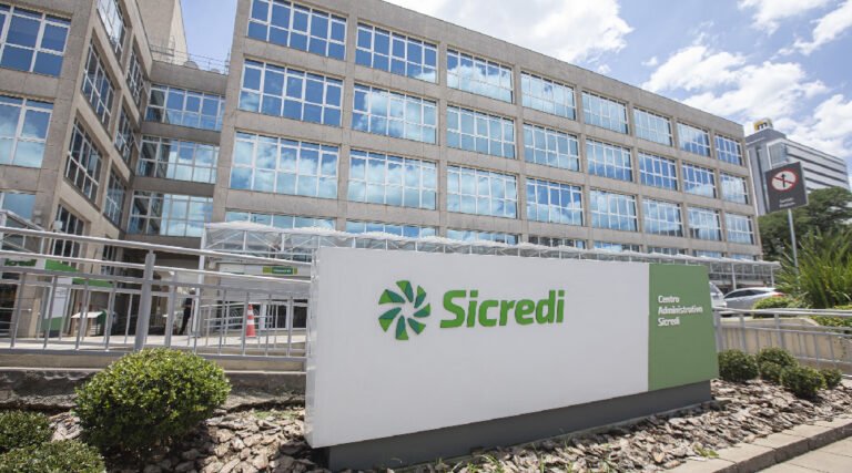 Sicredi inicia campanha nacional de arrecadação para o Rio Grande do Sul