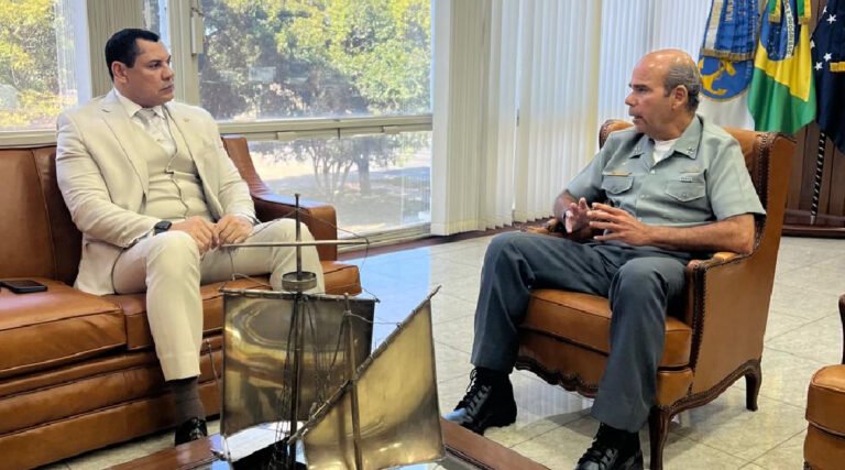 Marinha anuncia envio de Fuzileiros Navais para combater o tráfico de drogas no Vale do Juruá no Acre