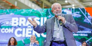 lula-critica-governos-anteriores-por-obras-paralisadas