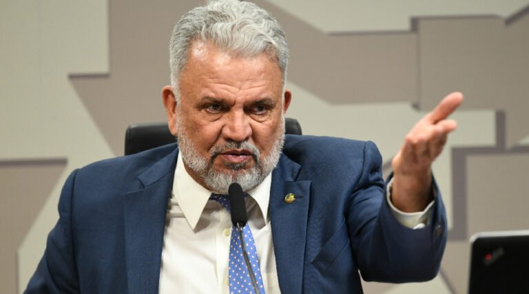 Petecão anuncia pagamento de R$ 3,1 milhões para assistência social de Rio Branco e Cruzeiro do Sul