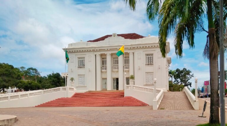 Governo do Acre publica decreto que dispõe sobre Prêmio Anual de Valorização do Servidor