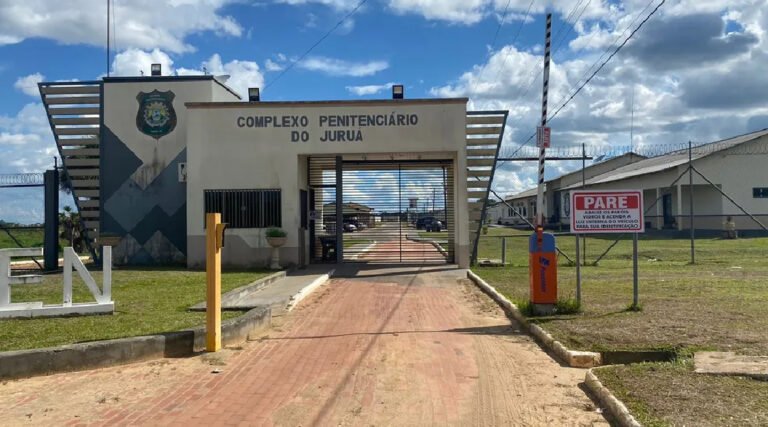 Mulher é presa tentando entrar com droga no Presídio de Cruzeiro do Sul; segundo caso em uma semana