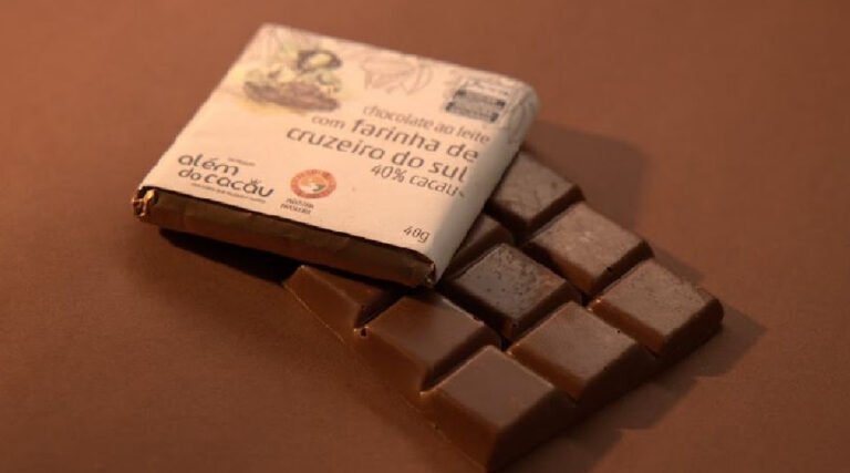 Com farinha de Cruzeiro do Sul, marca acreana vende mil barras de chocolate mensalmente