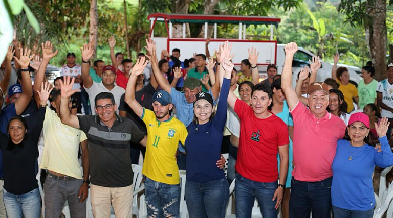 “Vou continuar falando em DEUS”, declara Jéssica Sales em discurso