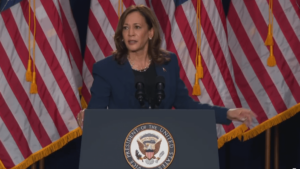 homem-acusado-de-ameacar-matar-kamala-harris-presta-esclarecimentos-na-justica-|-cnn-brasil