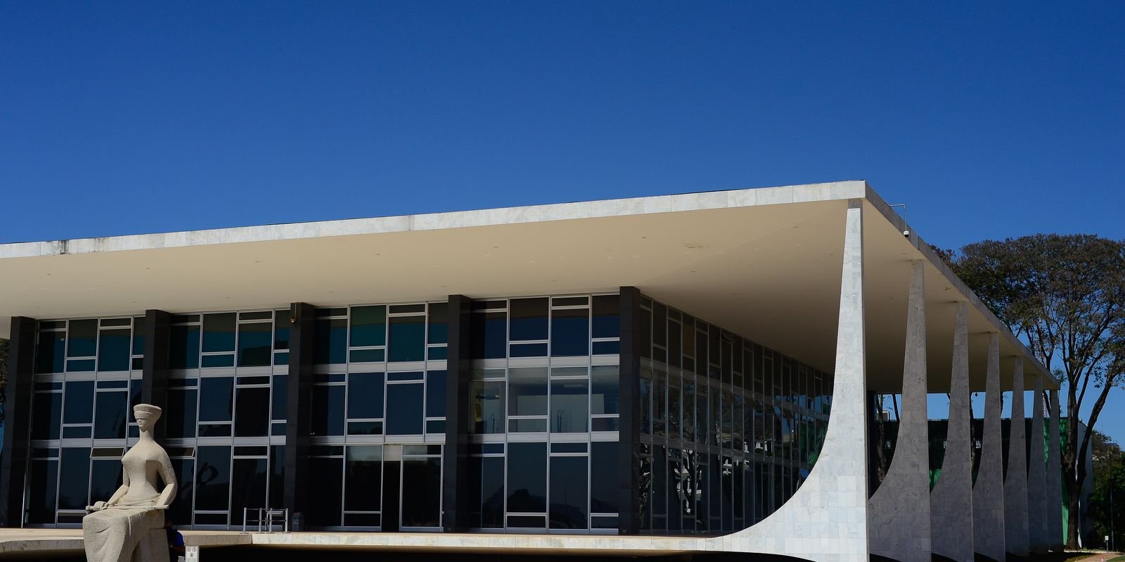 dino-pede-documentos-que-autorizaram-pagamento-de-emendas dino-pede-documentos-que-autorizaram-pagamento-de-emendas