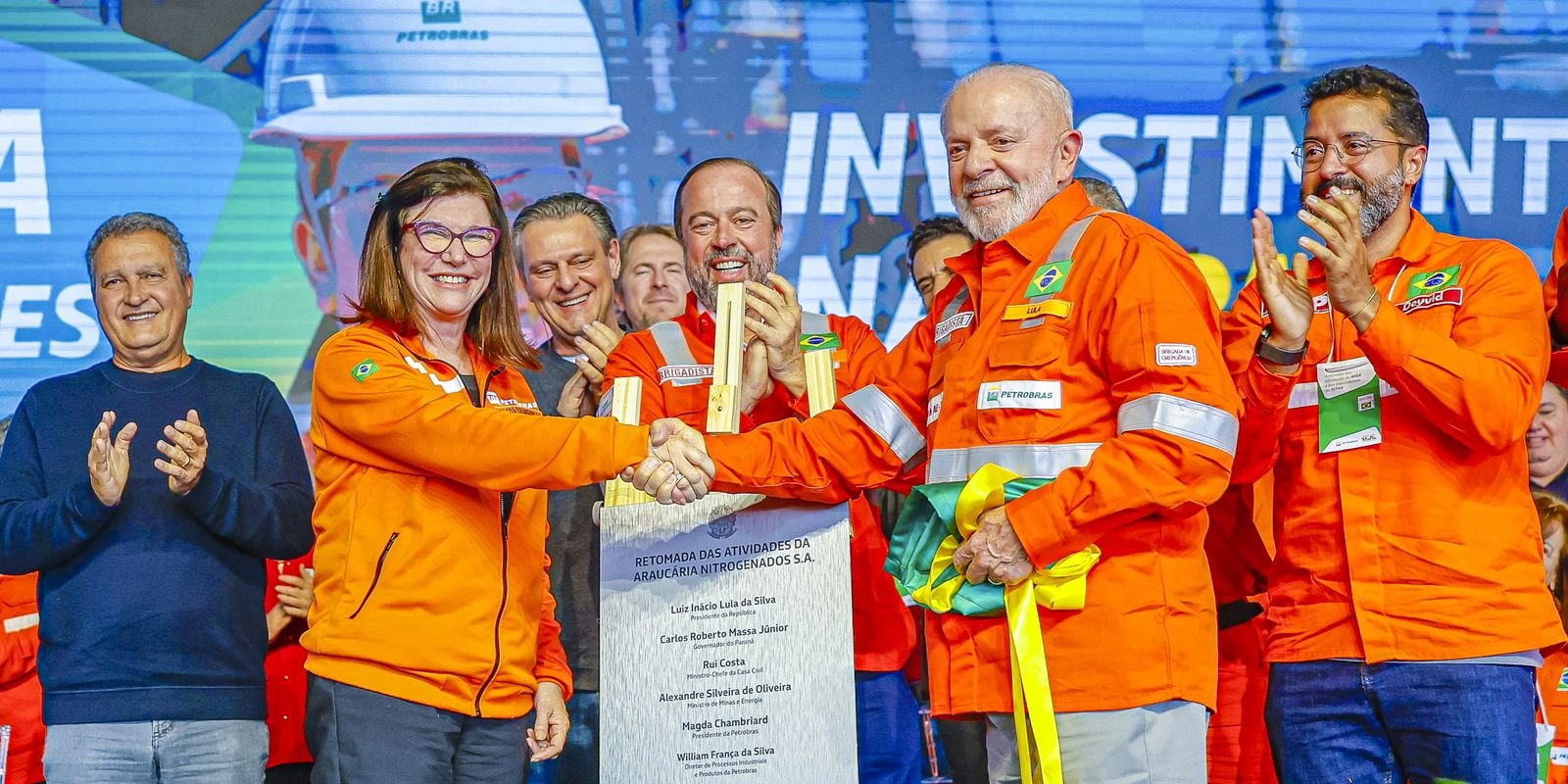 com-r$-870-mi-investidos,-fabrica-de-fertilizantes-e-reativada-no-pr com-r$-870-mi-investidos,-fabrica-de-fertilizantes-e-reativada-no-pr