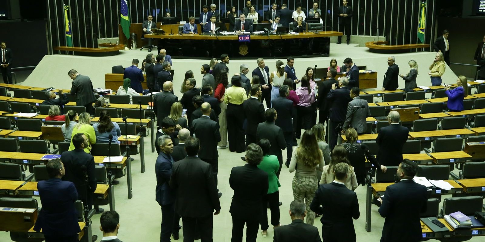 acao-contra-emendas-impositivas-quer-devolver-orcamento-ao-executivo acao-contra-emendas-impositivas-quer-devolver-orcamento-ao-executivo