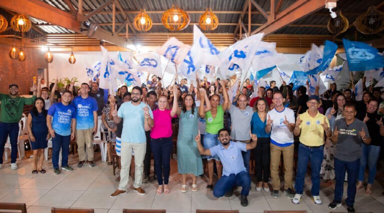 Zequinha Lima e Delcimar Leite se reúnem com fazedores de cultura para apresentar propostas