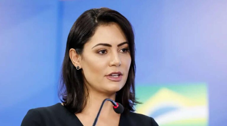 Michelle Bolsonaro participa de comício em apoio a Tião Bocalom