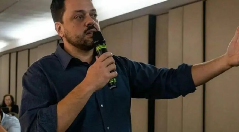 Com avanço em negociações, médicos suspendem greve no Acre após 10 dias de paralisação