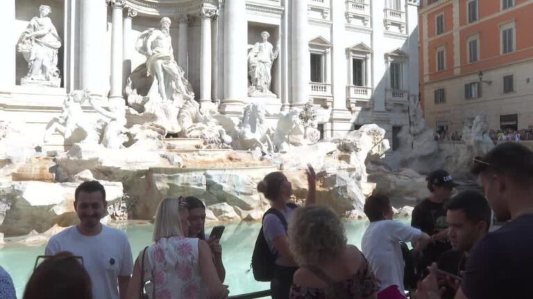 roma-considera-limitar-acesso-de-turistas-a-fontana-di-trevi-|-cnn-brasil