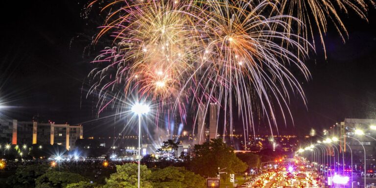 ccj-do-senado-aprova-limite-de-ruido-para-fogos-de-artificio