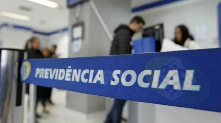 Greve no INSS passa dos 100 dia no Acre sem acordo com o governo federal