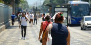 rio-registra-43,2°c-nesta-quinta-feira,-temperatura-recorde-no-ano